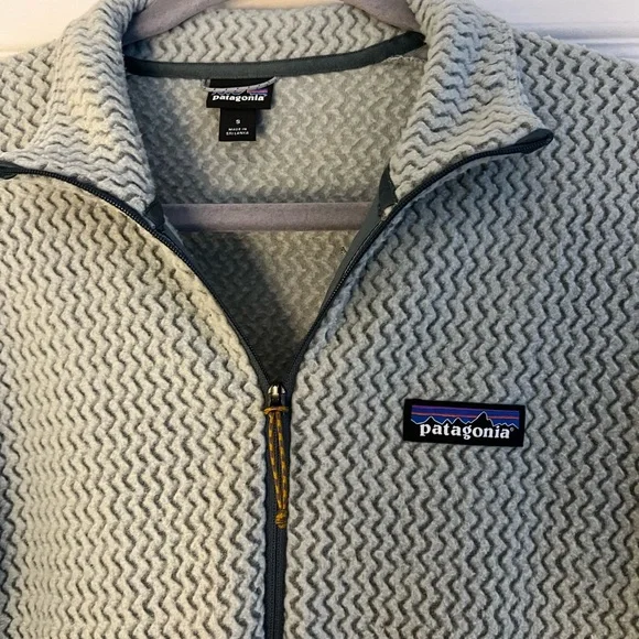 Women’s Patagonia Half Zip Green Small - Picture 3 of 5